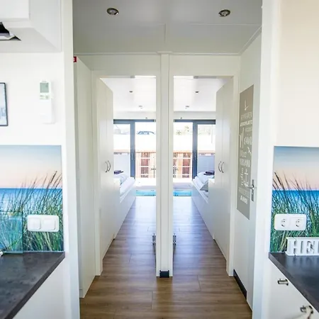 Båthotell Hausboot Traeumerei - Lp3 *